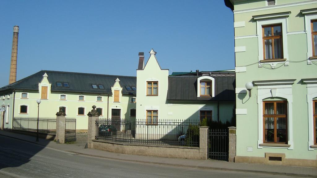 Hotel Krakonos Trutnov Exterior photo